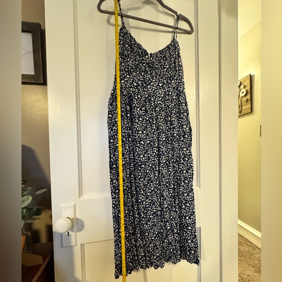 NWOT Blue/White Old Navy Floral Dress - Picture 12 of 14